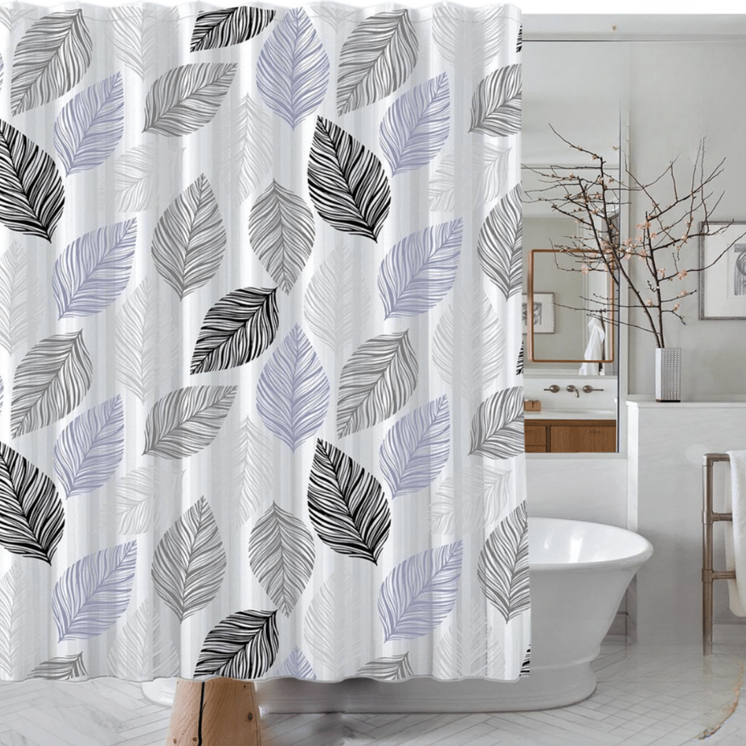 PRINTED SHOWER CURTAIN LEANED