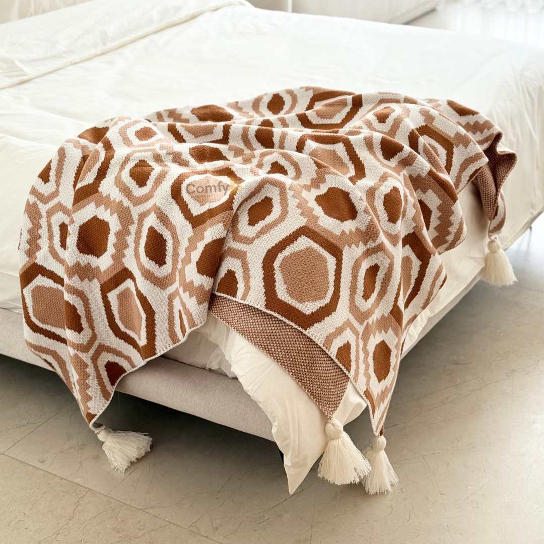 TERKO THROW BLANKET WITH TASSELS