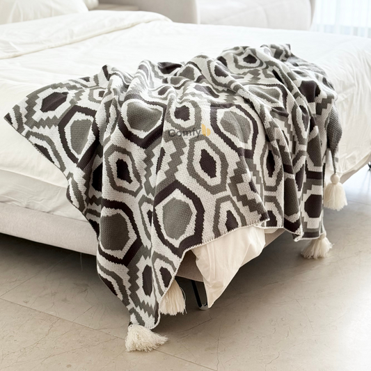 TERKO THROW BLANKET WITH TASSELS