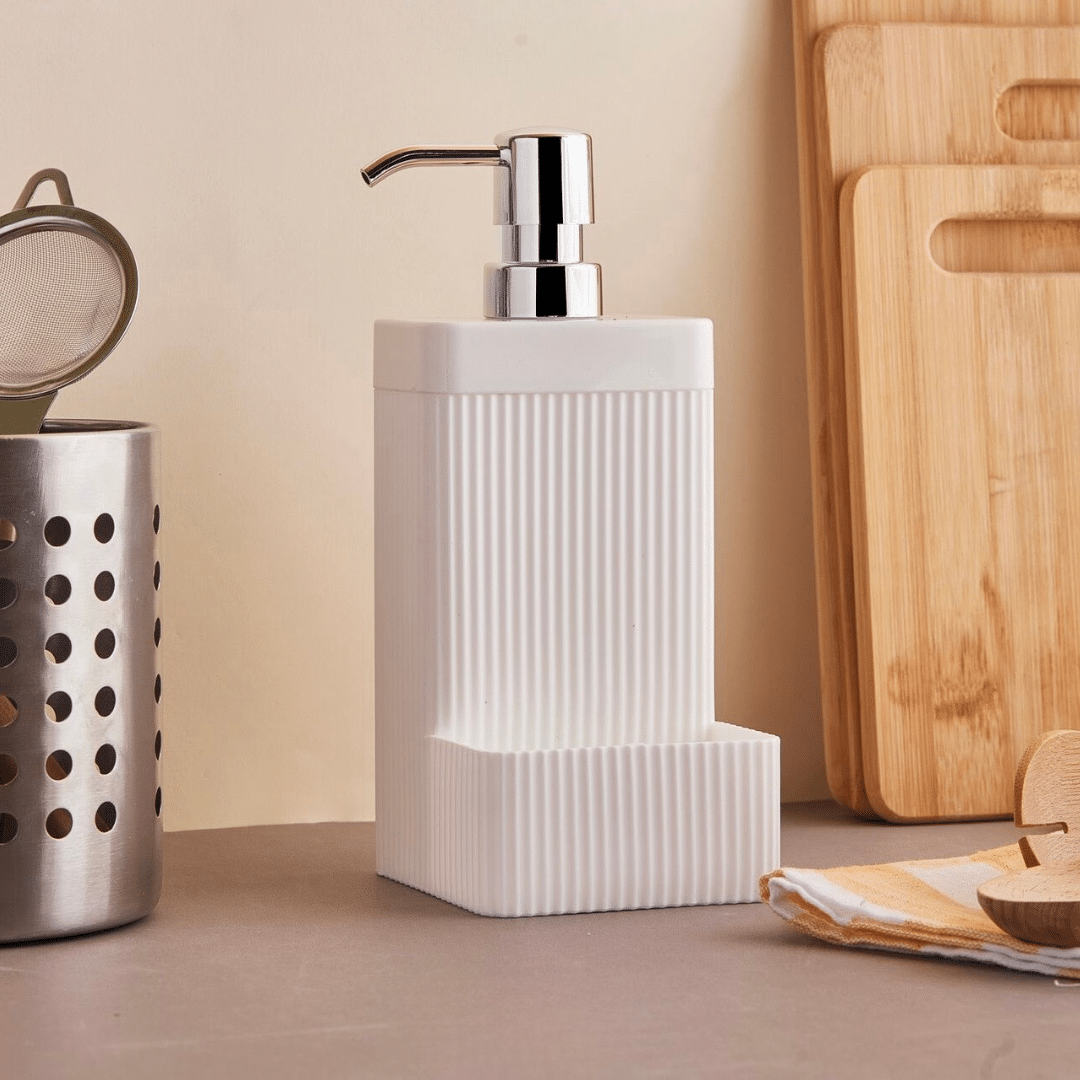 STELLA SOAP DISPENSER WITH A POCKET