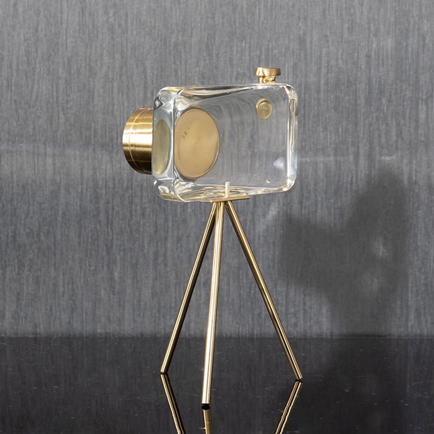 STYLISH CAMERA GOLD WITH STAND