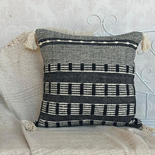 HELOB BOHO CUSHION COVER WITH TASSELS