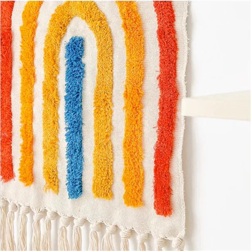 BOHO U-SHAPE WALL HANGING ART WITH TASSELS