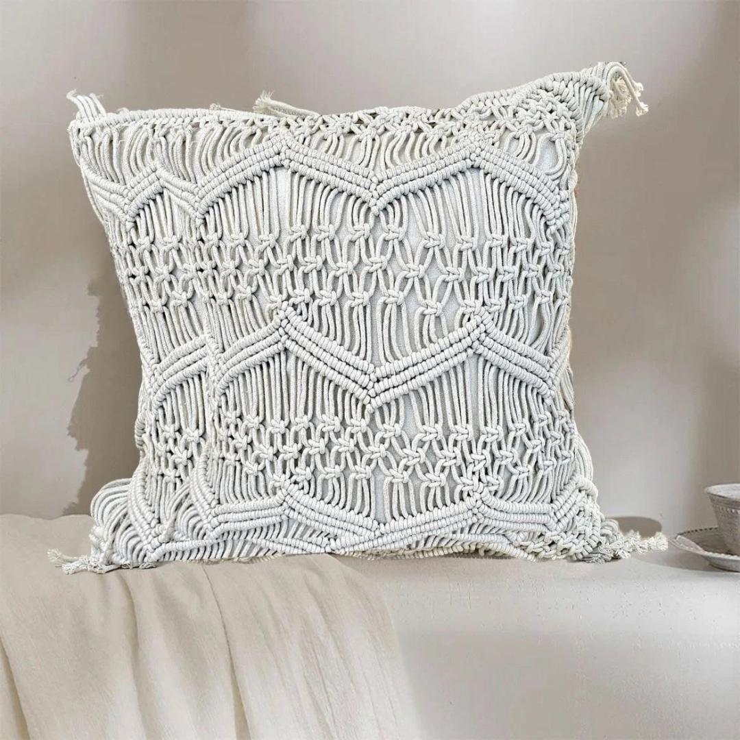 HANWI BOHO CUSHION COVER WITH TASSELS